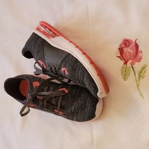 💰  Avia 02Air Women's Tennis Shoes